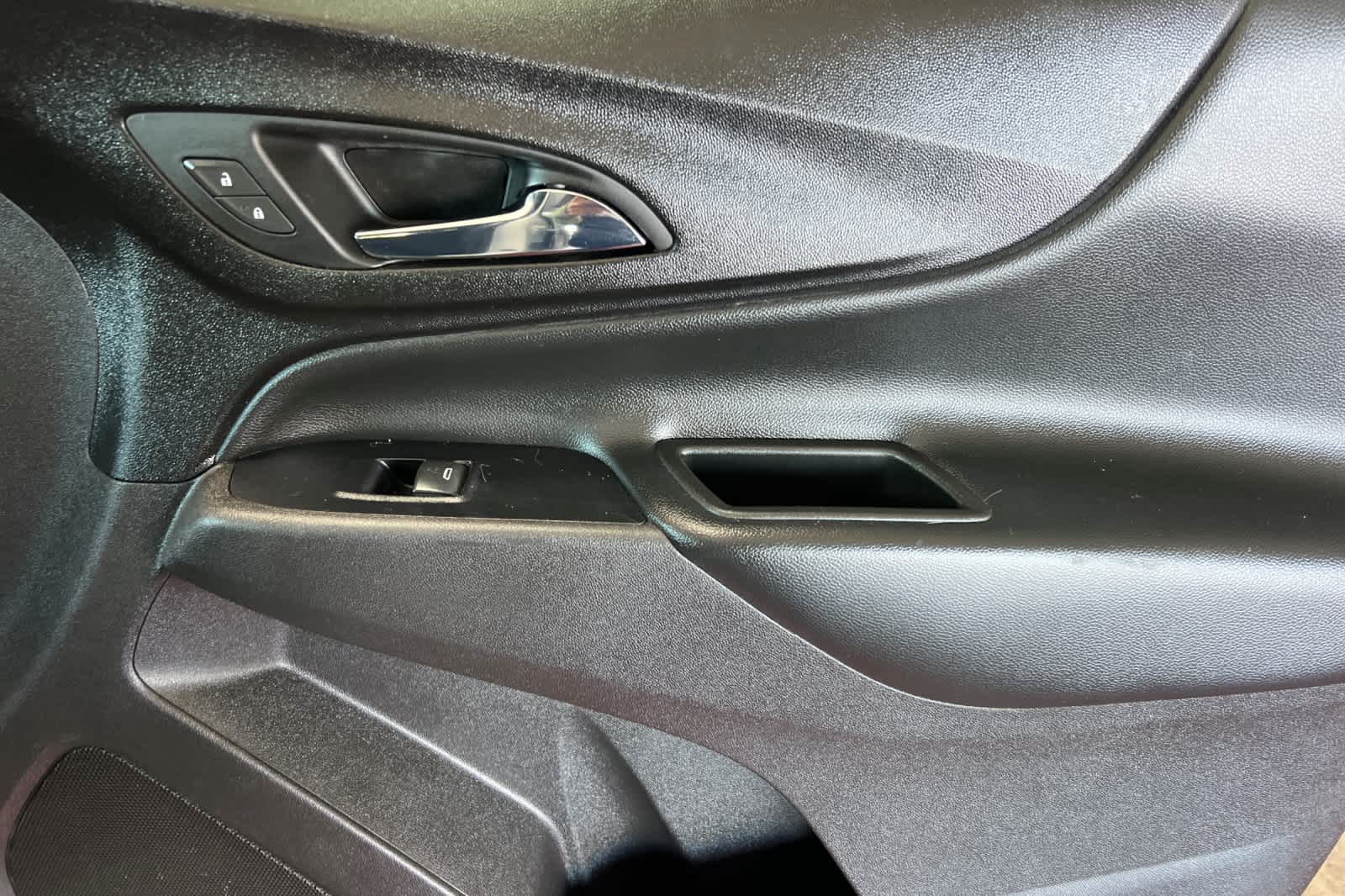 Thumbnail: 2019 Chevrolet Equinox - 18