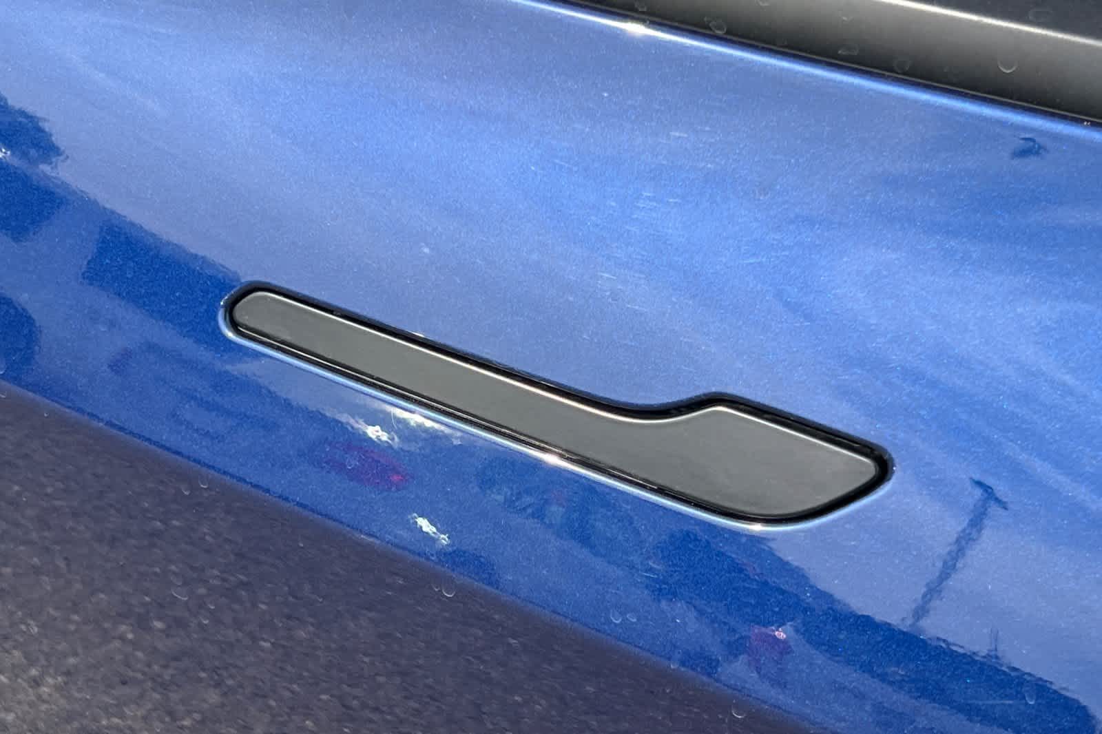 Thumbnail: 2023 Tesla Model 3 - 7