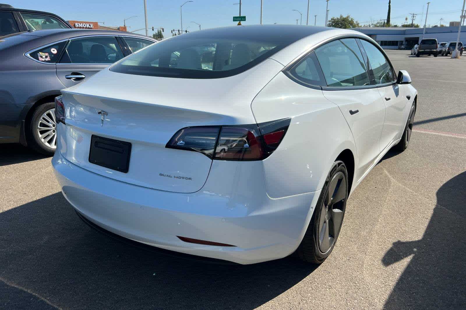 Thumbnail: 2022 Tesla Model 3 - 2