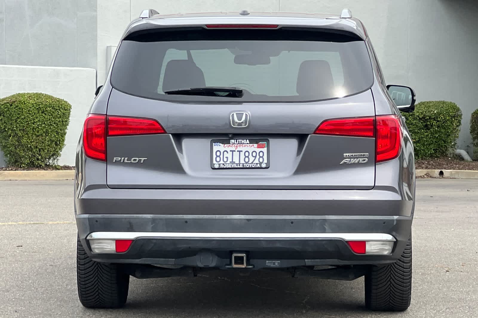 Thumbnail: 2018 Honda Pilot - 8