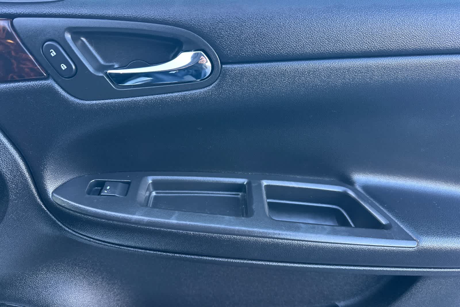 Thumbnail: 2013 Chevrolet Impala - 17