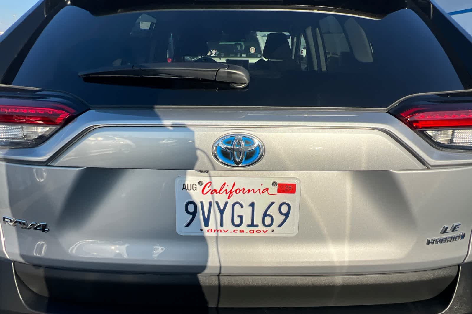 Thumbnail: 2023 Toyota RAV4 - 16