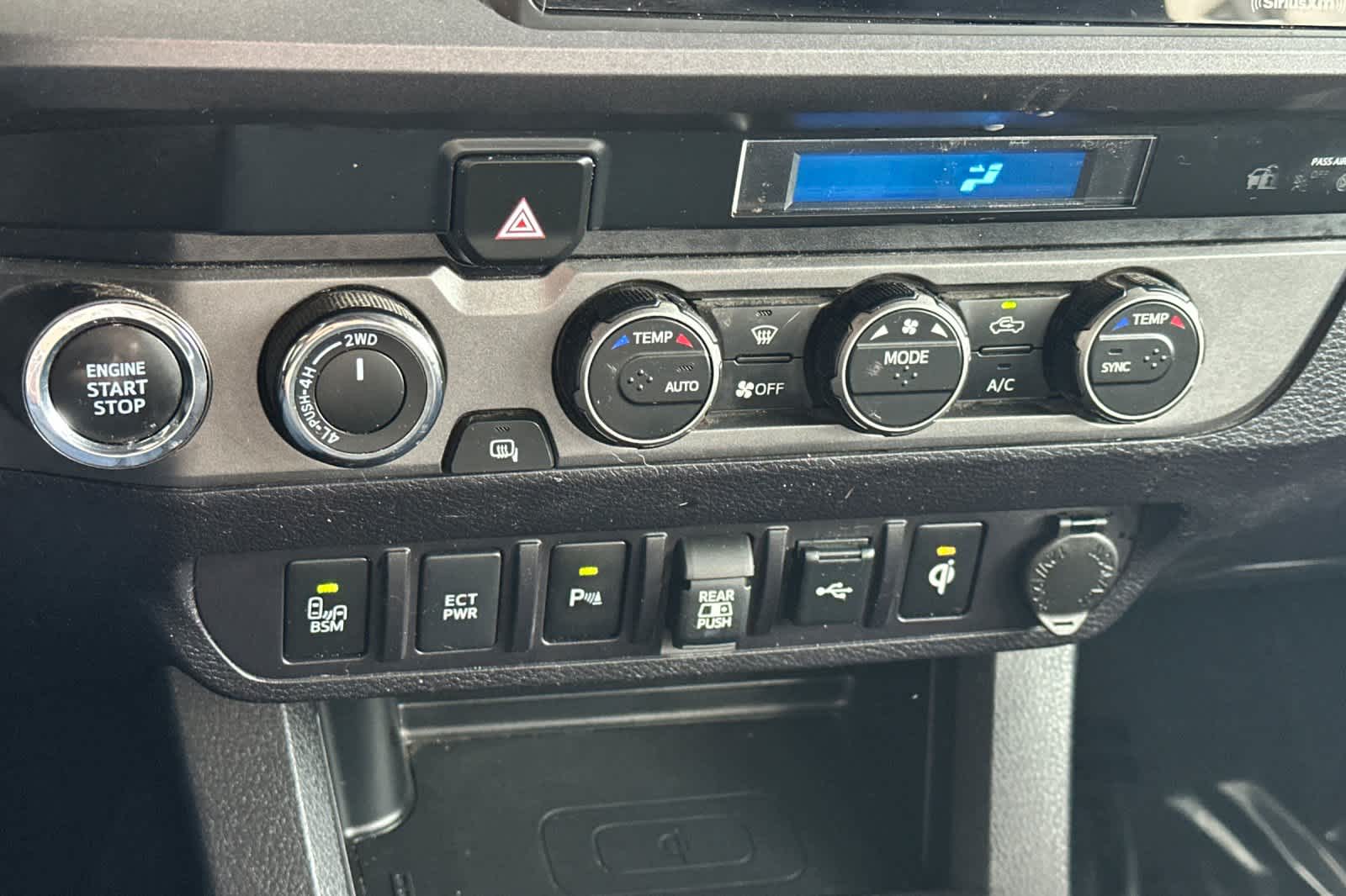 Thumbnail: 2023 Toyota Tacoma - 21