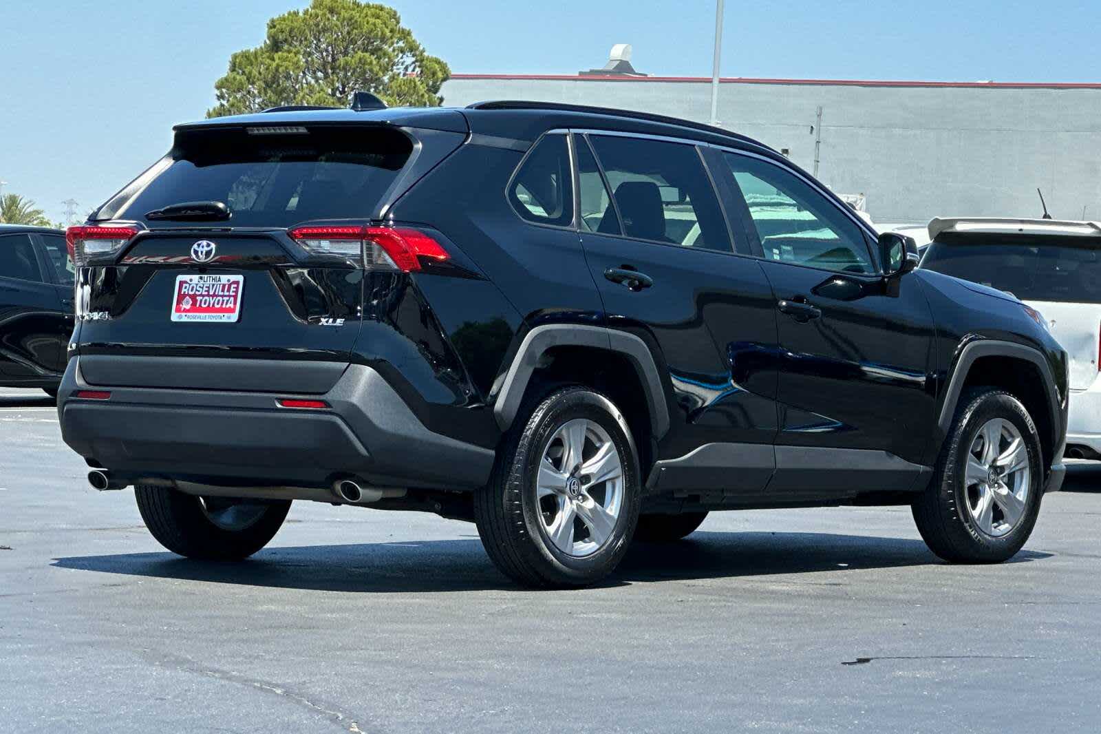 Thumbnail: 2024 Toyota RAV4 - 2