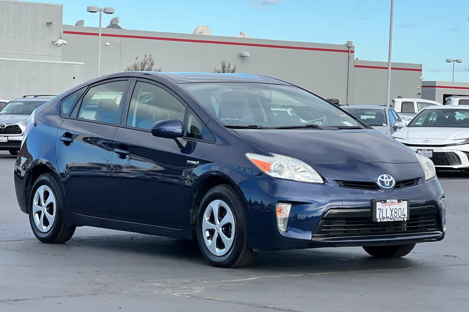 Thumbnail: 2015 Toyota Prius - 5