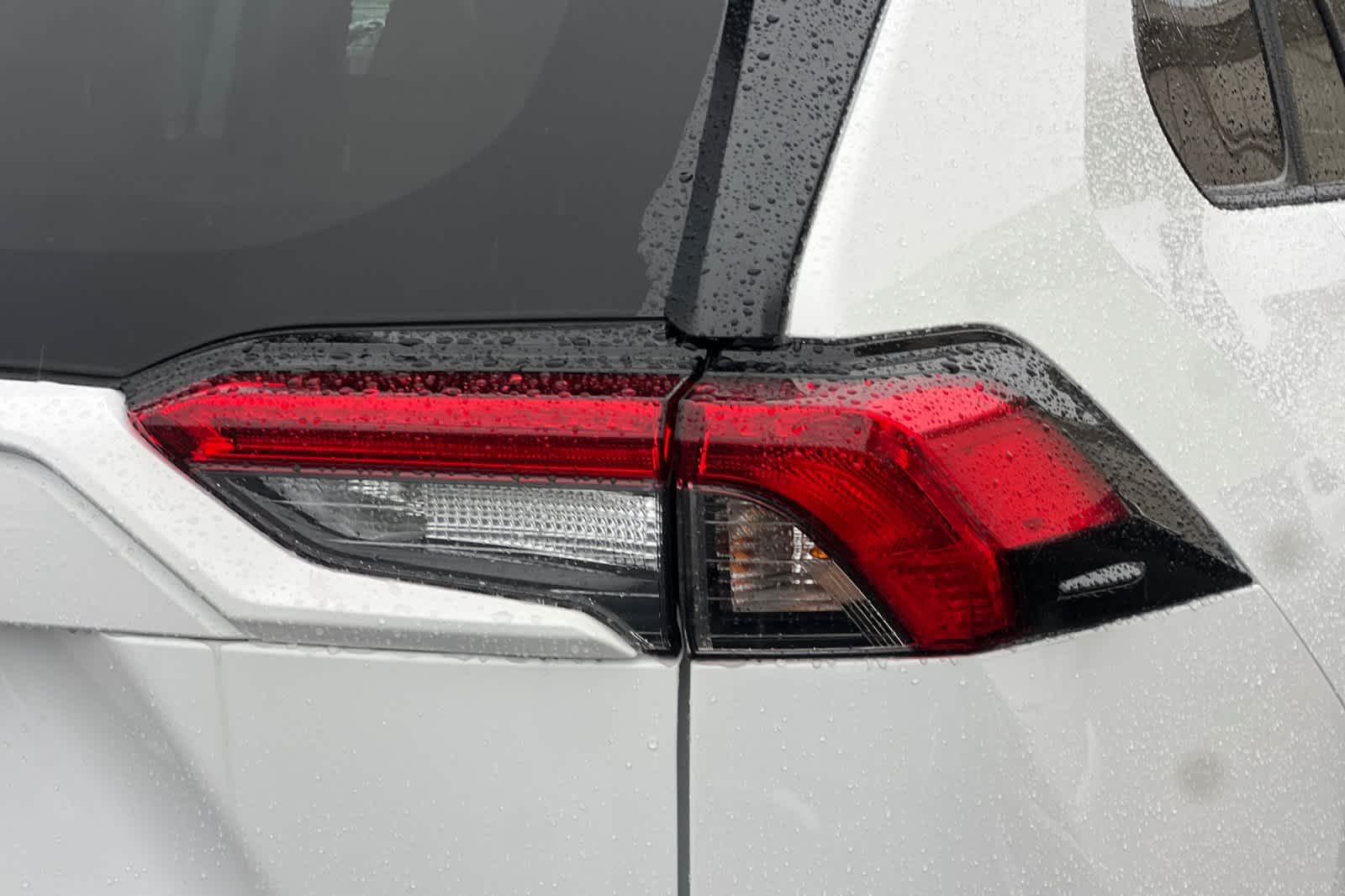 Thumbnail: 2025 Toyota RAV4 - 28