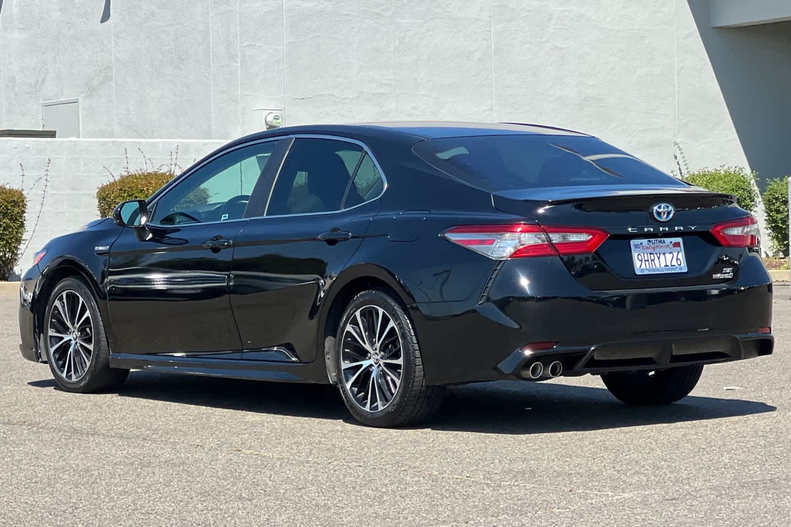 Thumbnail: 2018 Toyota Camry - 7