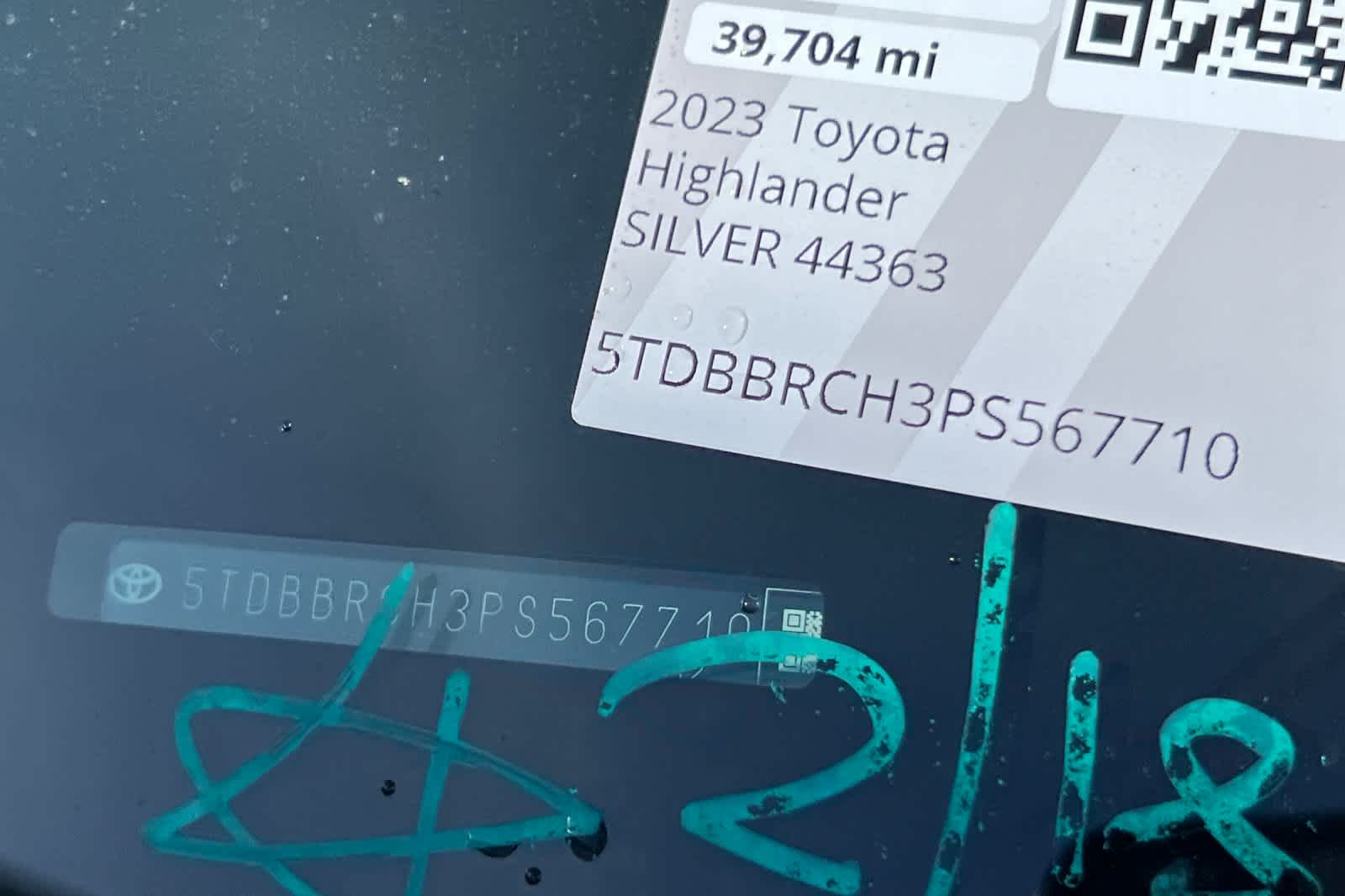 Thumbnail: 2023 Toyota Highlander - 23