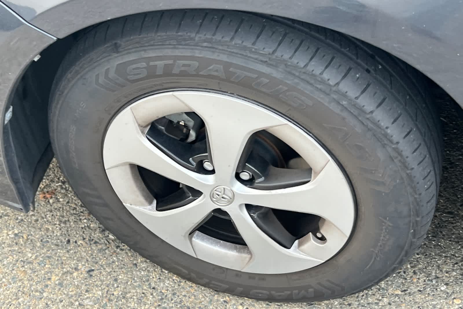 Thumbnail: 2014 Toyota Prius - 23