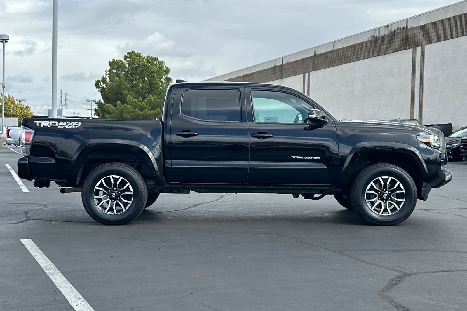 Thumbnail: 2023 Toyota Tacoma - 6