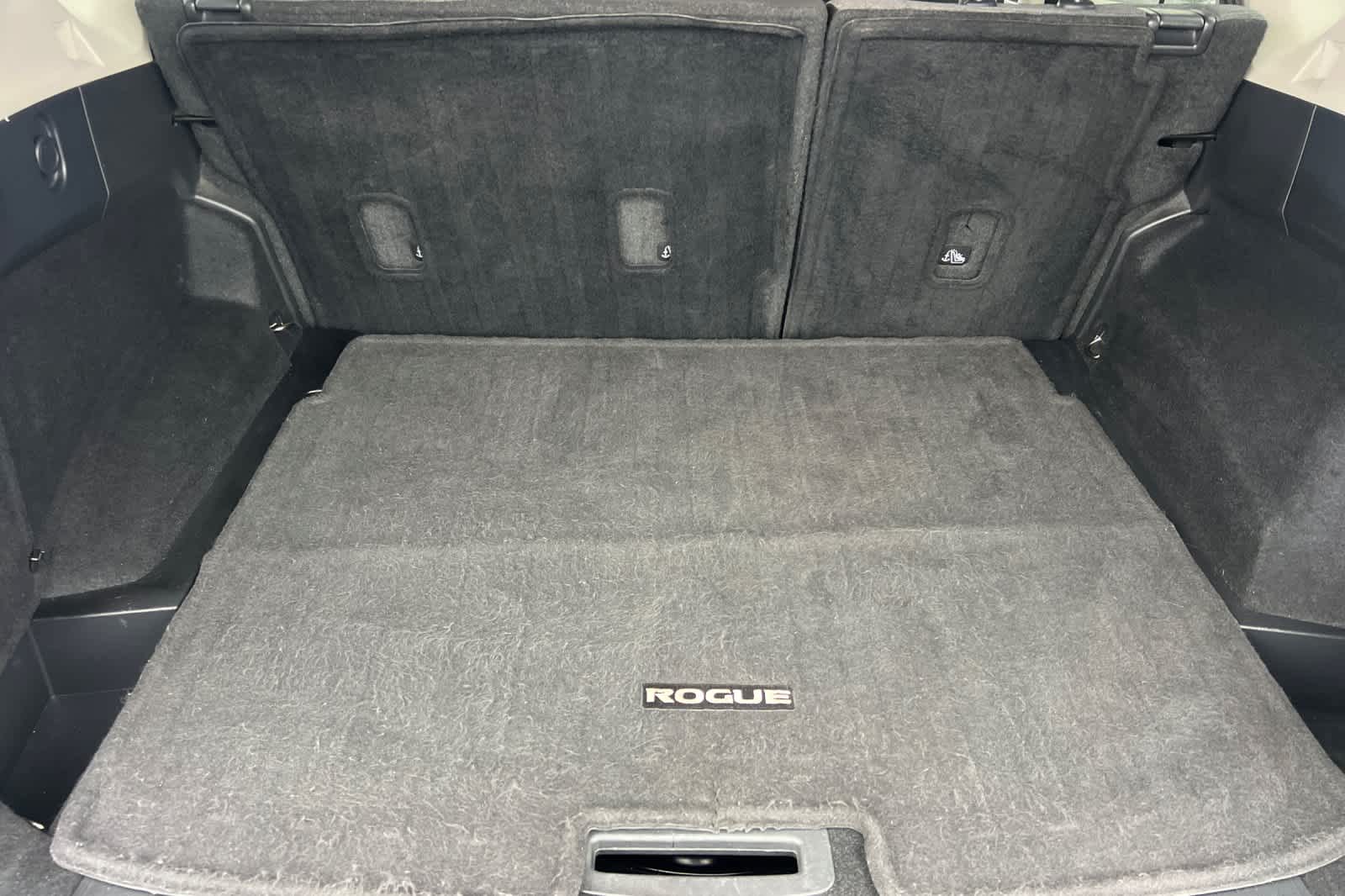 Thumbnail: 2021 Nissan Rogue - 16