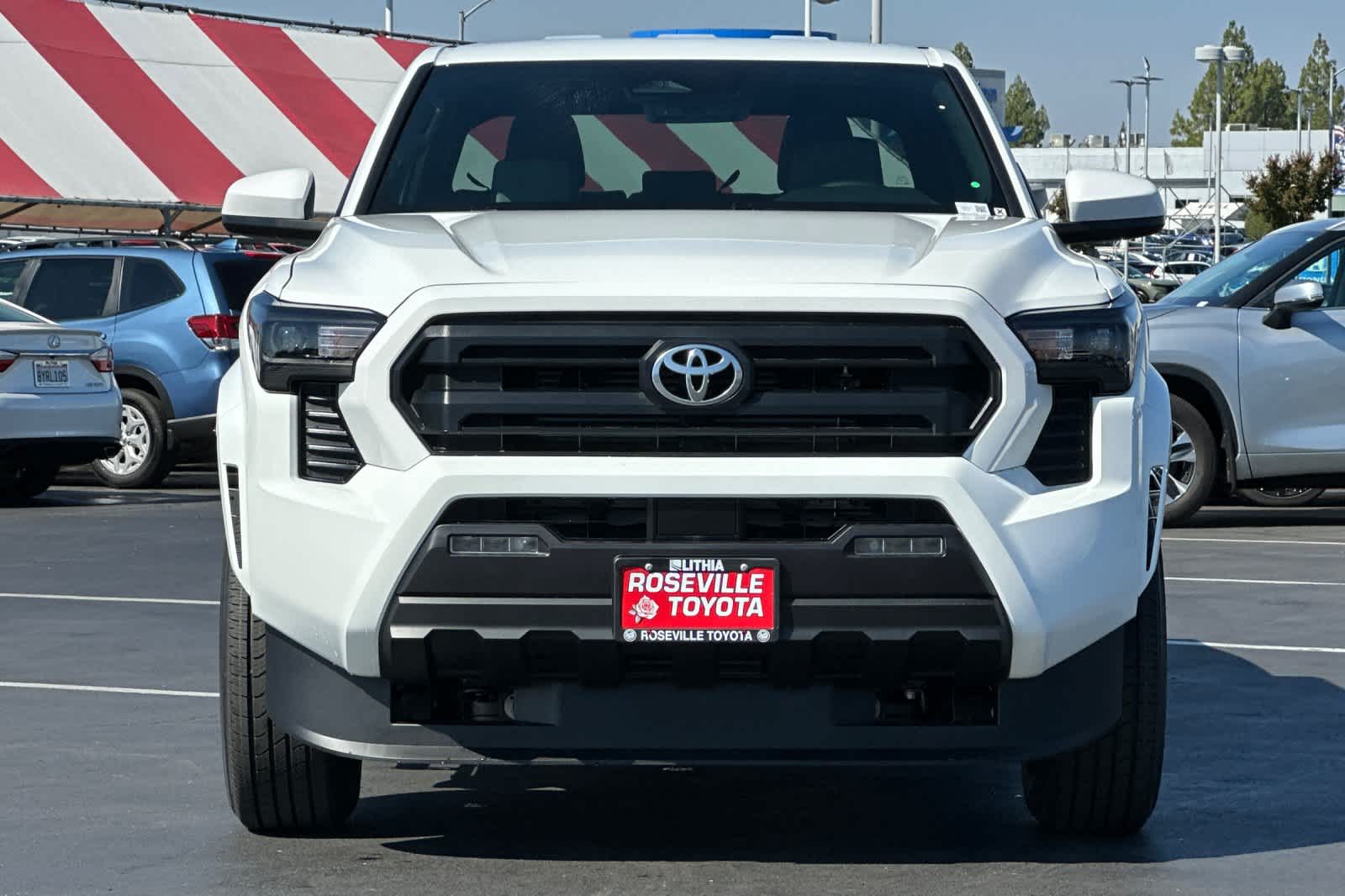 Thumbnail: 2025 Toyota Tacoma - 10