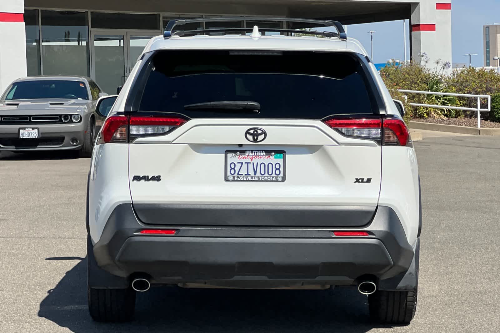 Thumbnail: 2021 Toyota RAV4 - 8