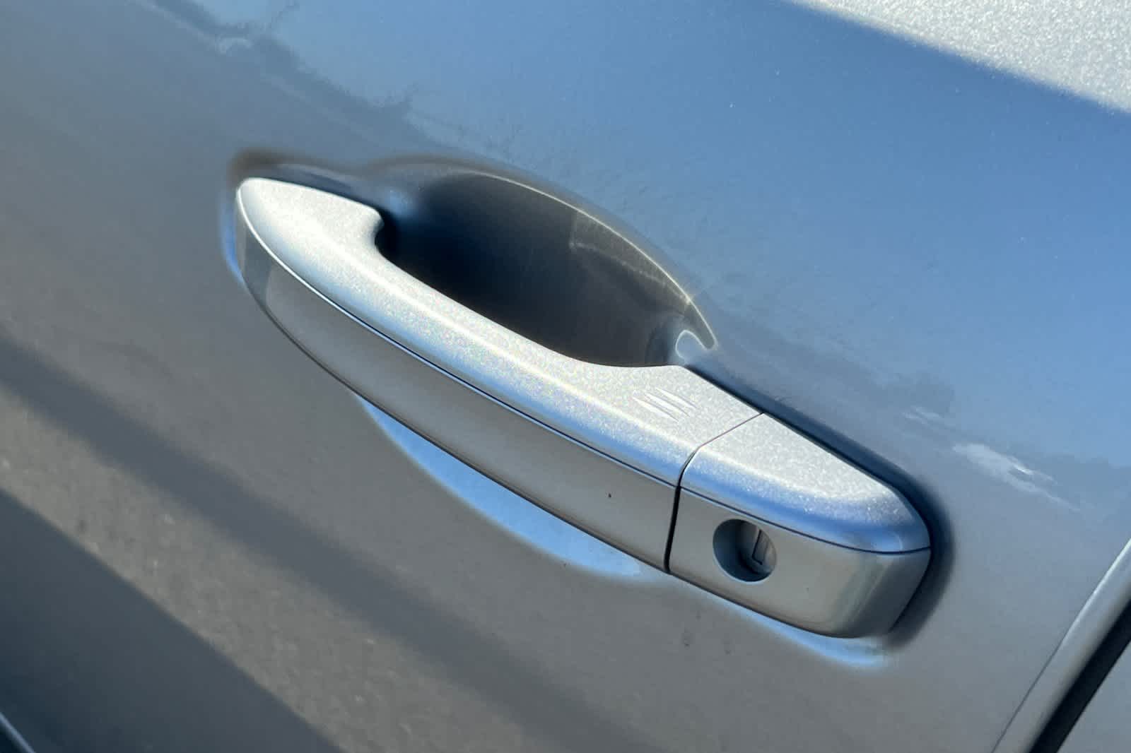 Thumbnail: 2019 Honda Insight - 18