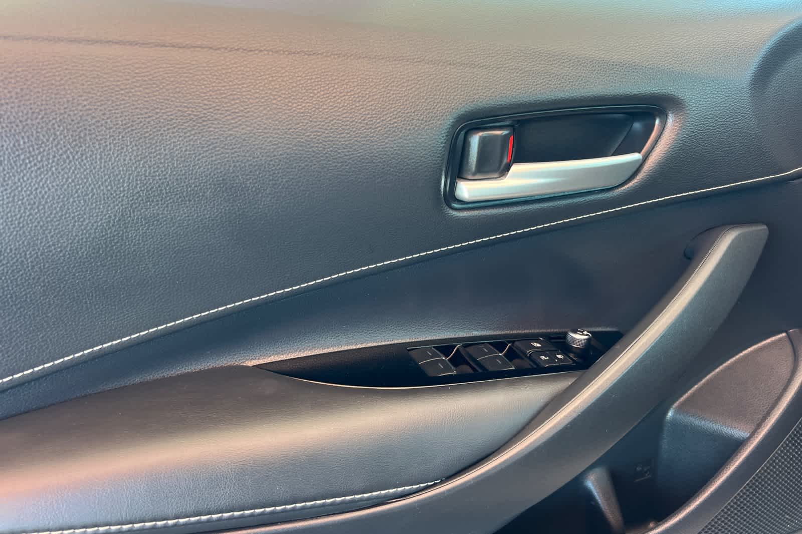 Thumbnail: 2021 Toyota Corolla - 12