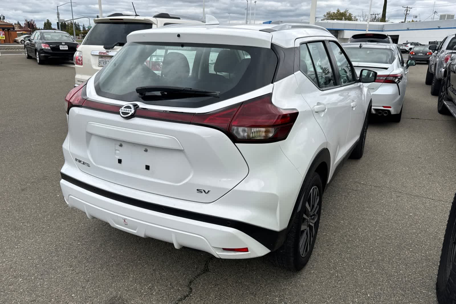 Thumbnail: 2021 Nissan Kicks - 2