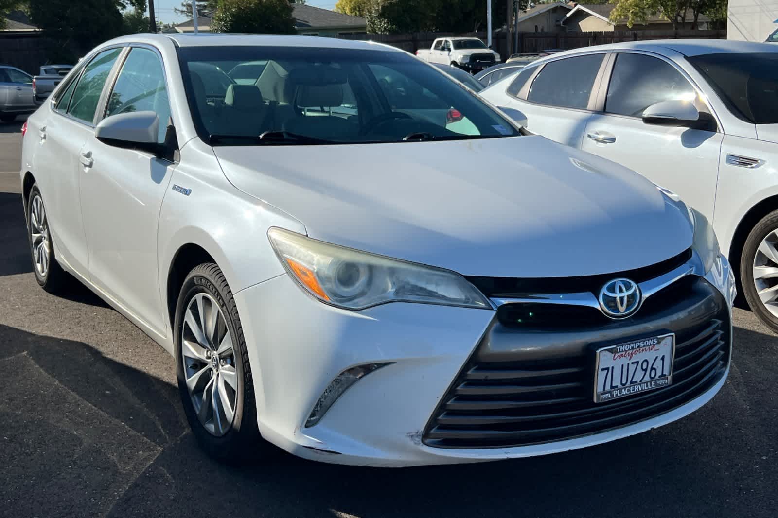 2015 Toyota Camry XLE 3