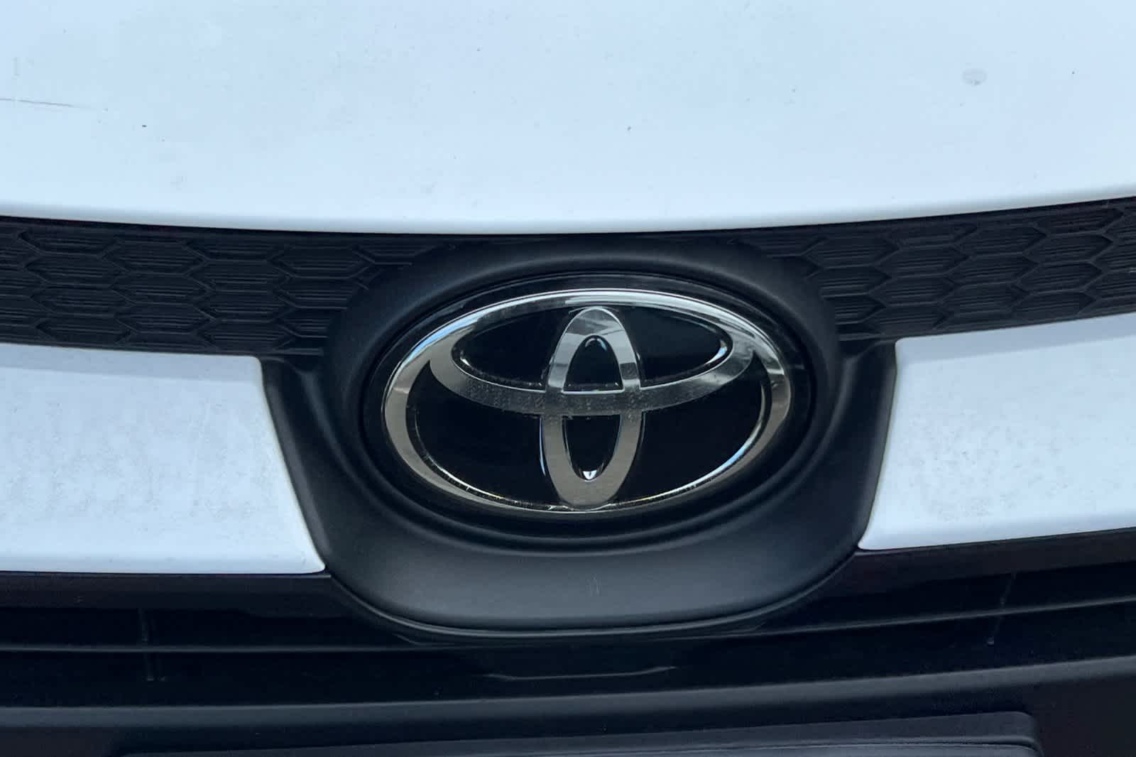 Thumbnail: 2023 Toyota Corolla - 10
