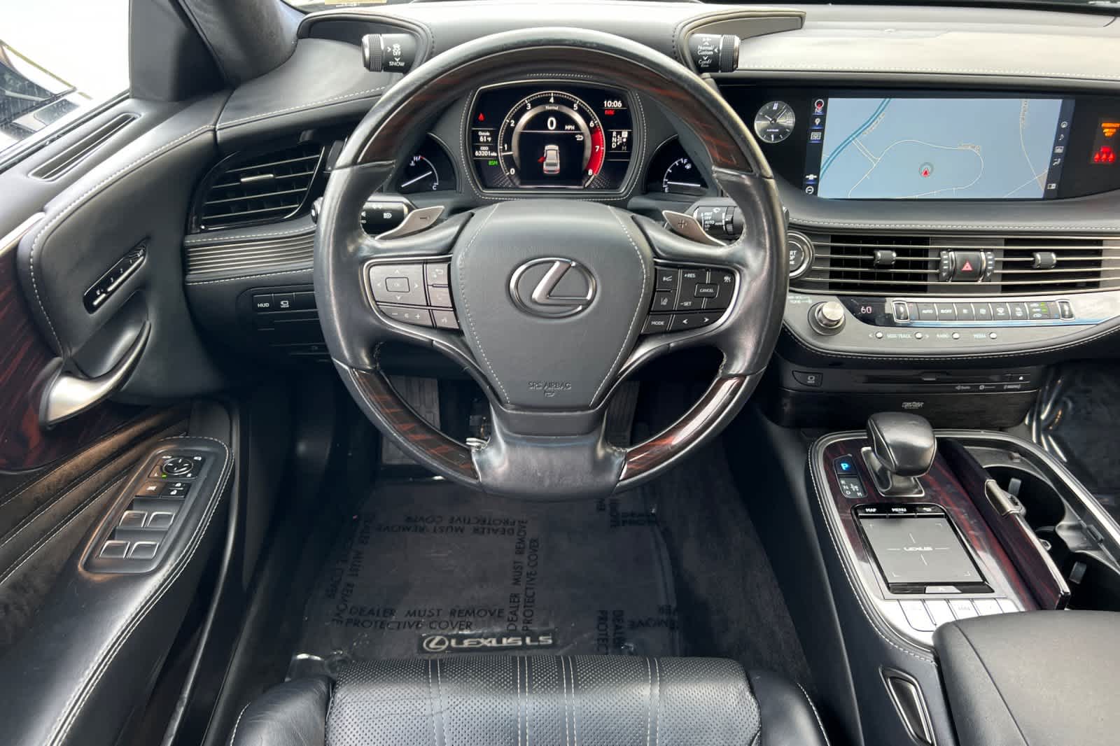 Thumbnail: 2018 Lexus LS - 15