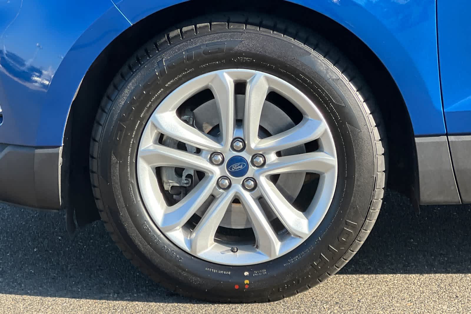 Thumbnail: 2020 Ford Edge - 28