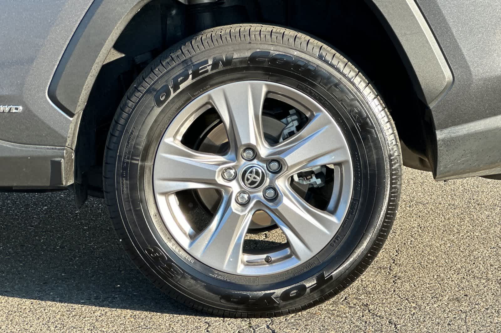 Thumbnail: 2025 Toyota RAV4 - 30