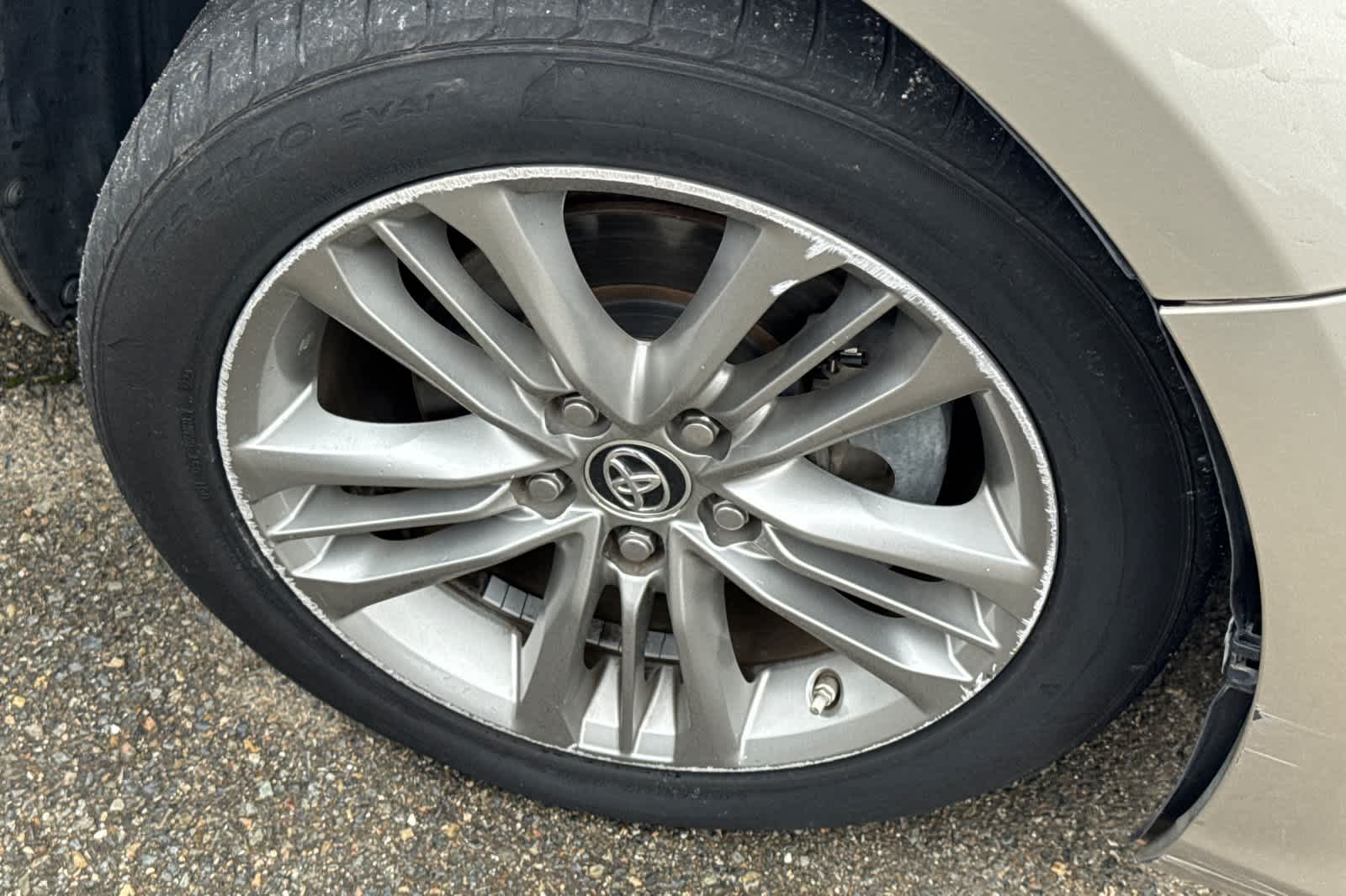 Thumbnail: 2016 Toyota Camry - 12