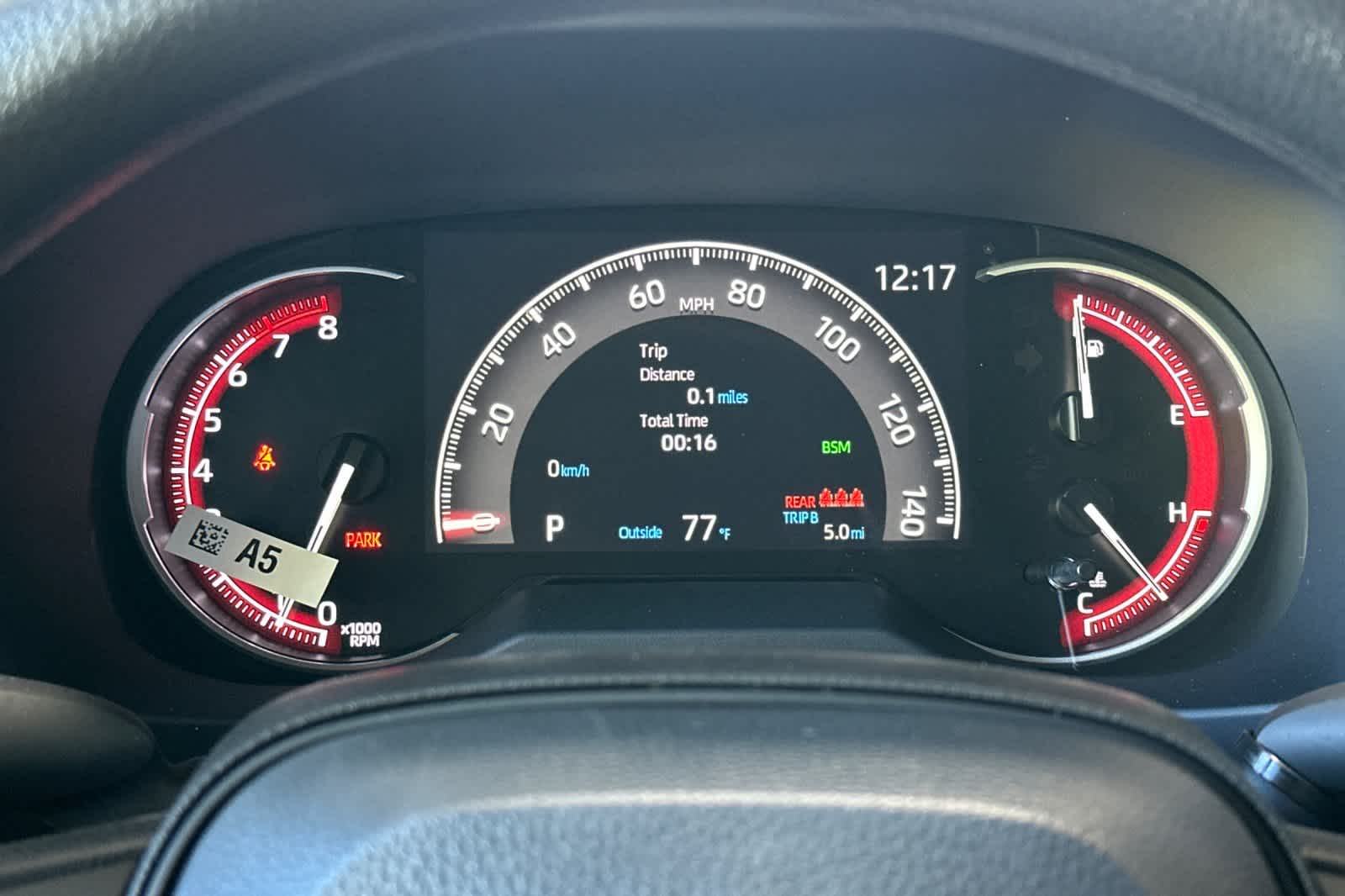 Thumbnail: 2025 Toyota RAV4 - 27