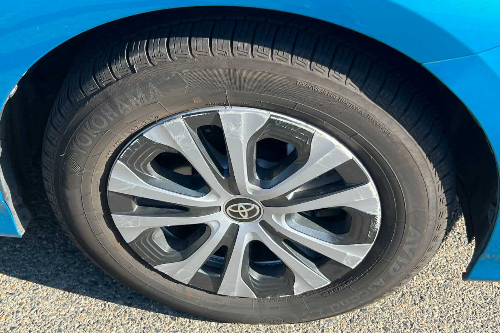 Thumbnail: 2021 Toyota Prius Prime - 11