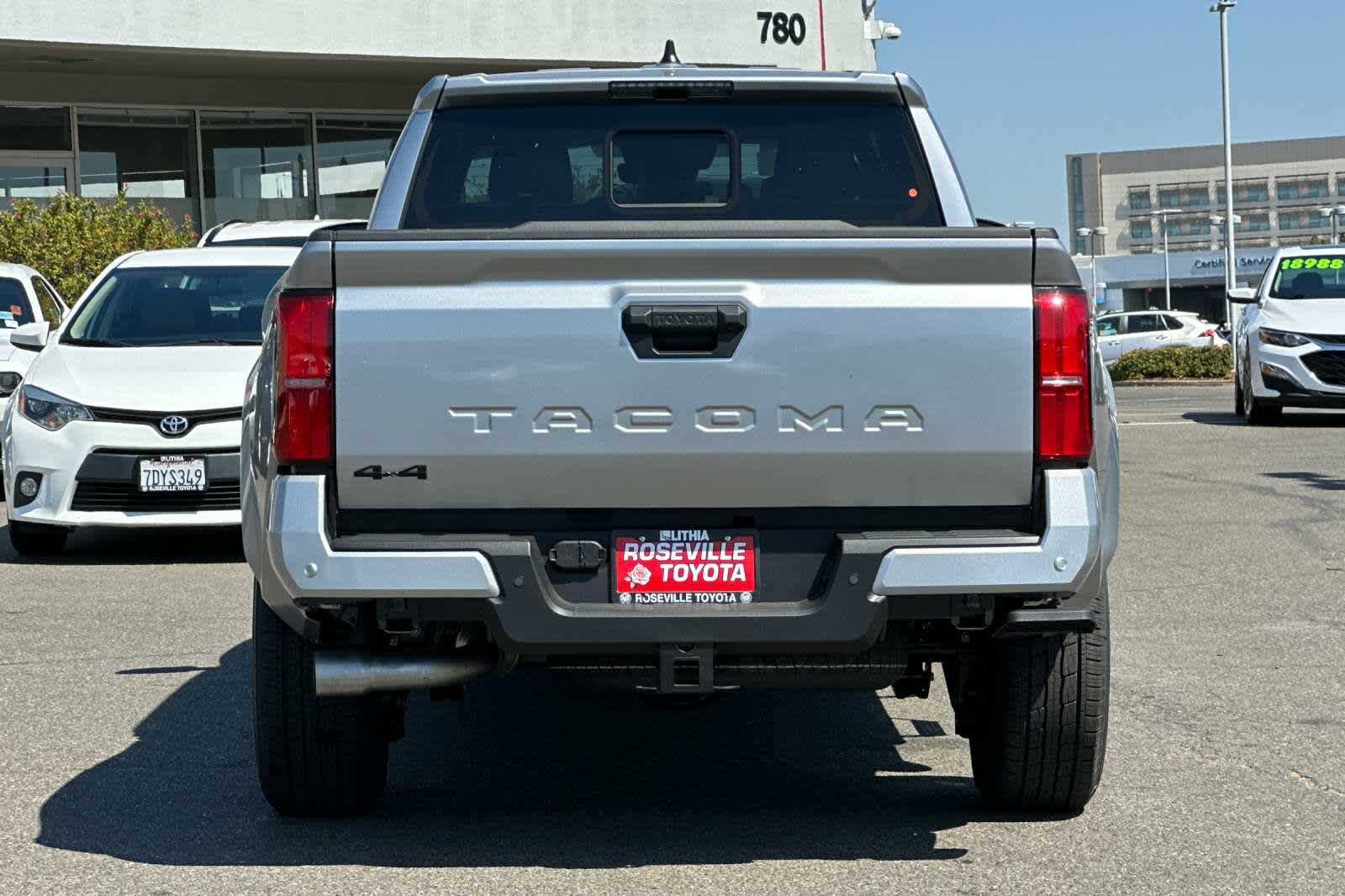 Thumbnail: 2025 Toyota Tacoma - 7
