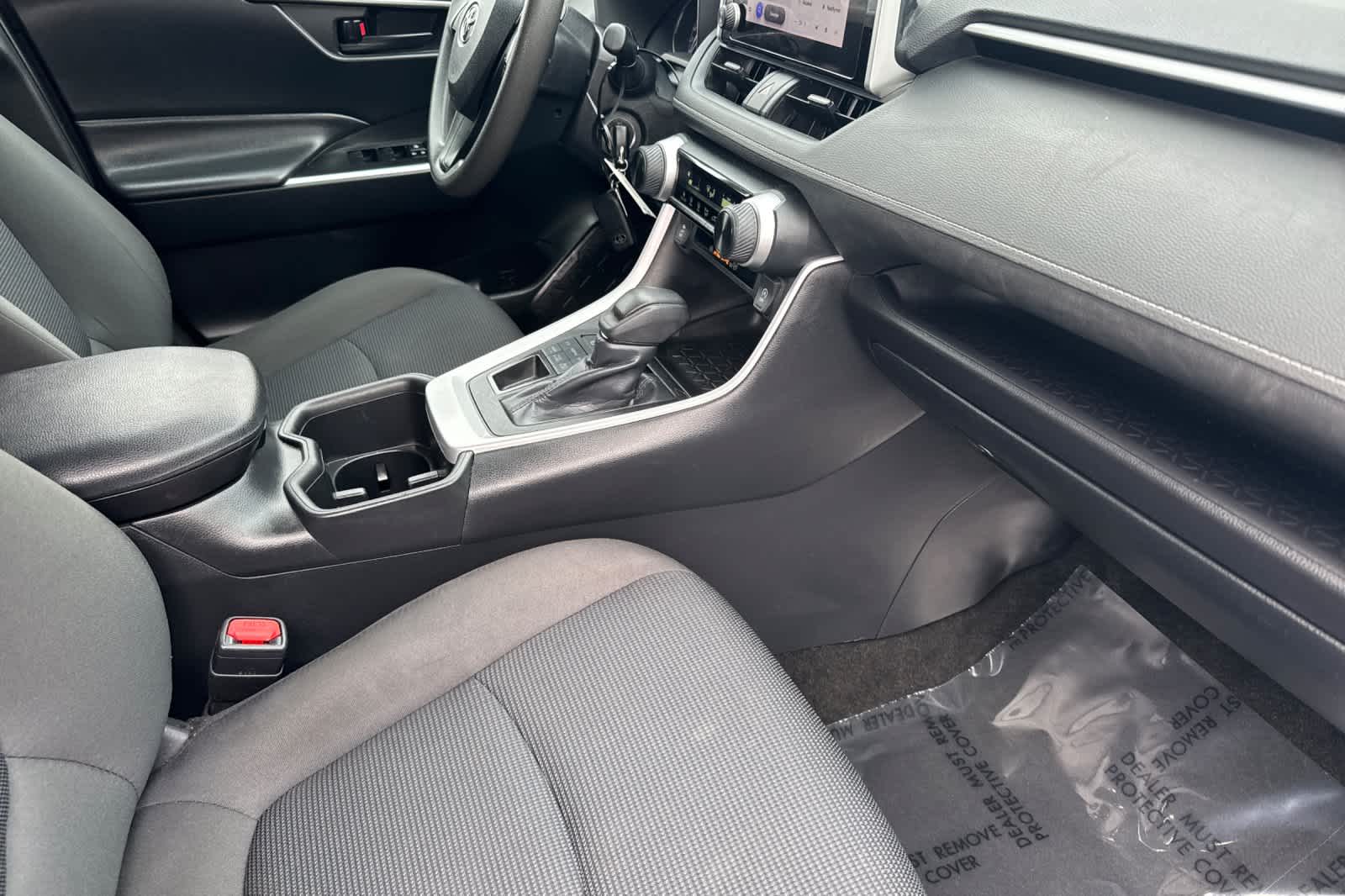 Thumbnail: 2024 Toyota RAV4 - 17