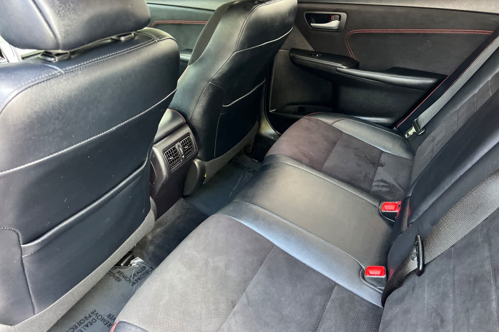 Thumbnail: 2017 Toyota Camry - 4