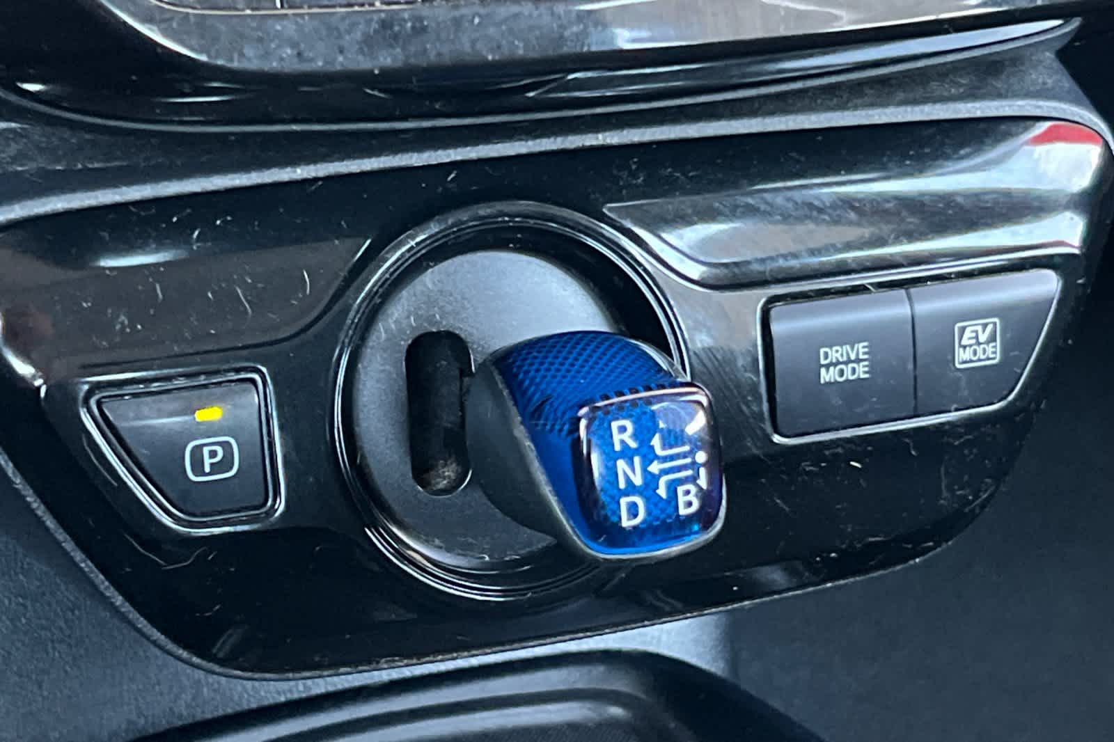 Thumbnail: 2021 Toyota Prius - 21