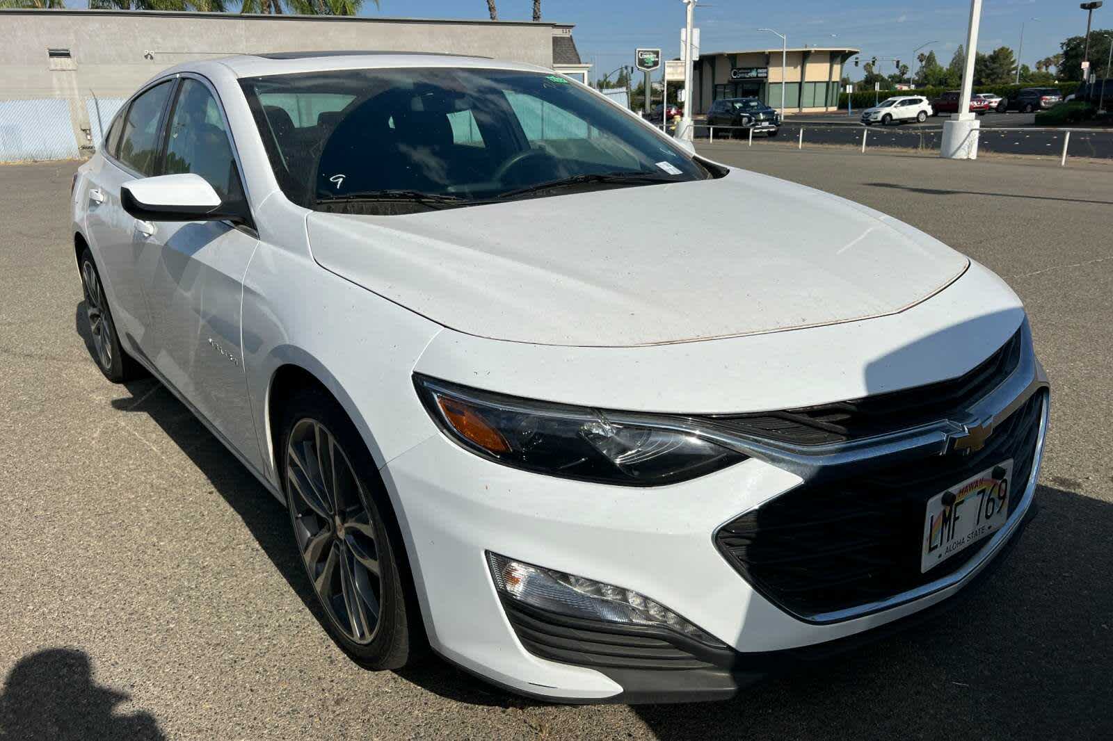 Thumbnail: 2022 Chevrolet Malibu - 3