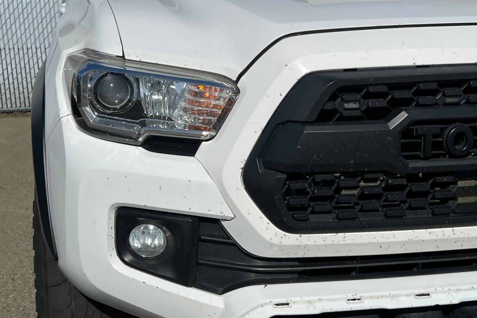 Thumbnail: 2019 Toyota Tacoma - 14