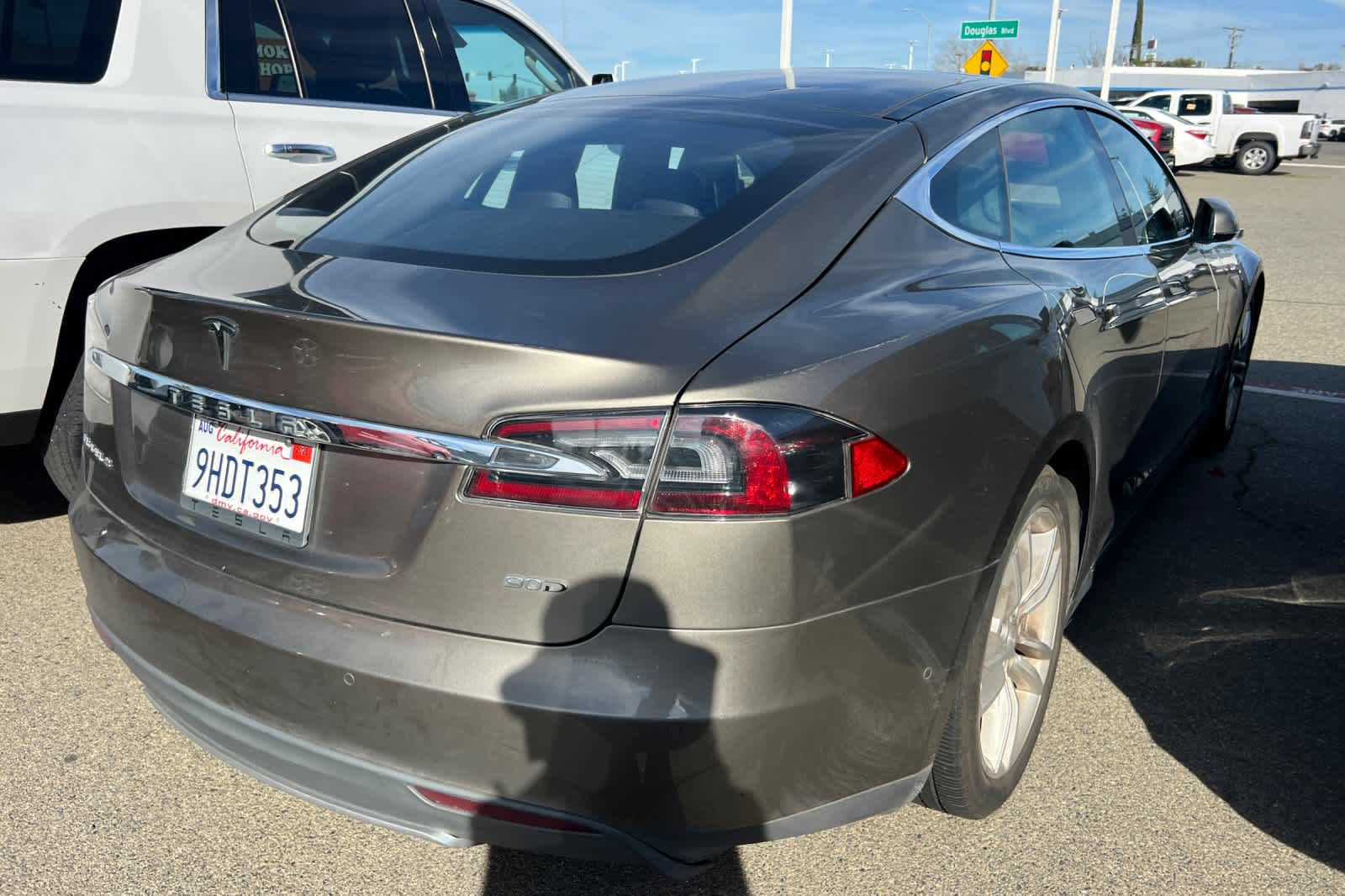 Thumbnail: 2015 Tesla Model S - 2