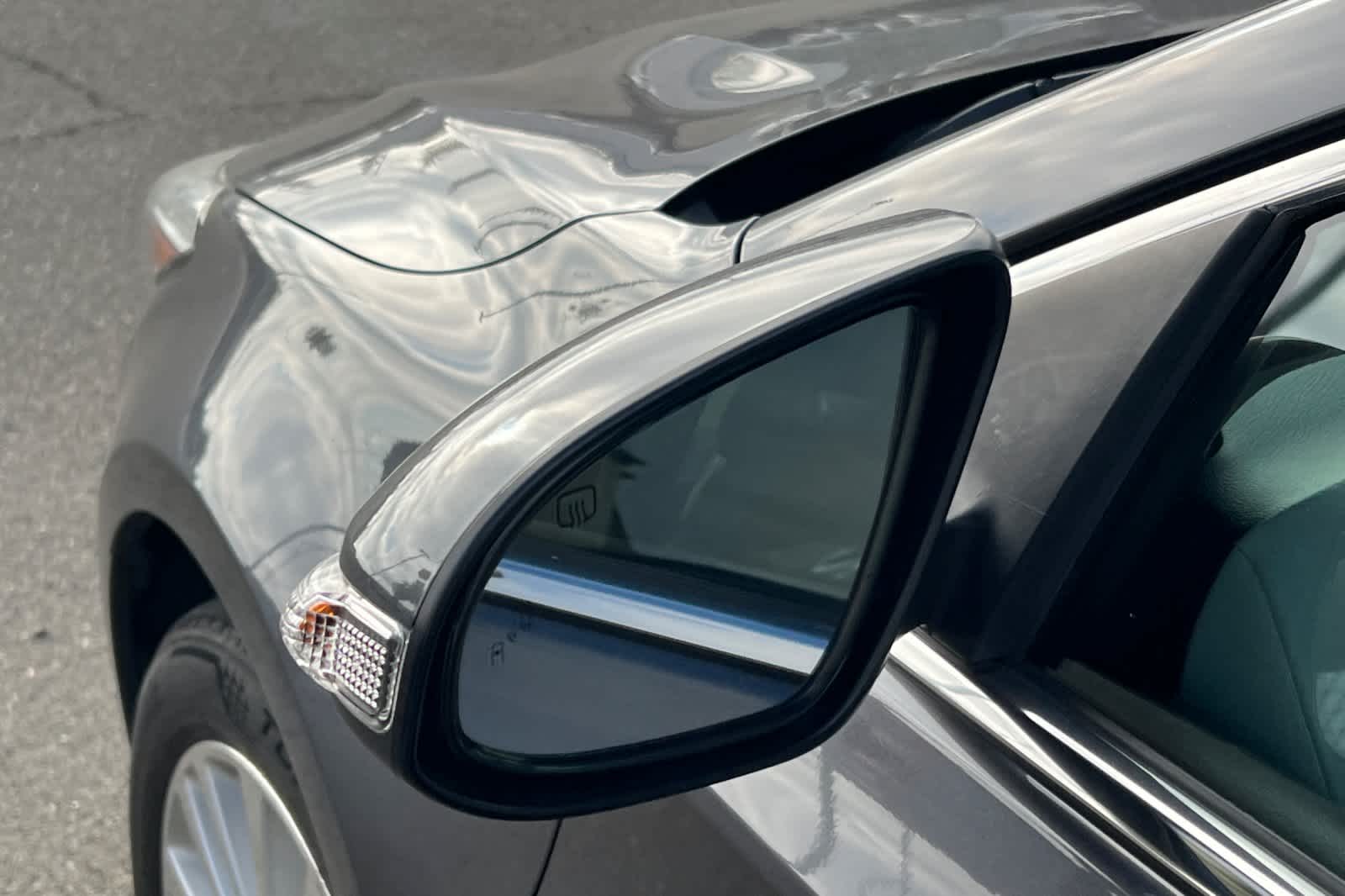 Thumbnail: 2013 Toyota Avalon - 20