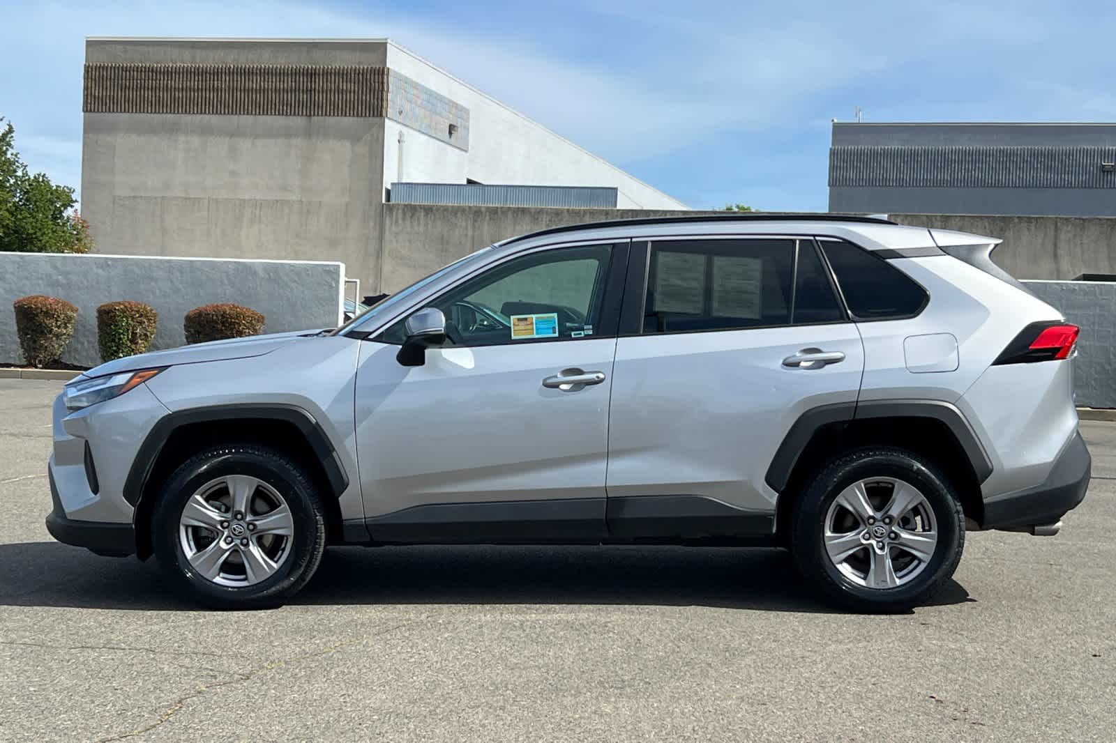 Thumbnail: 2024 Toyota RAV4 - 9