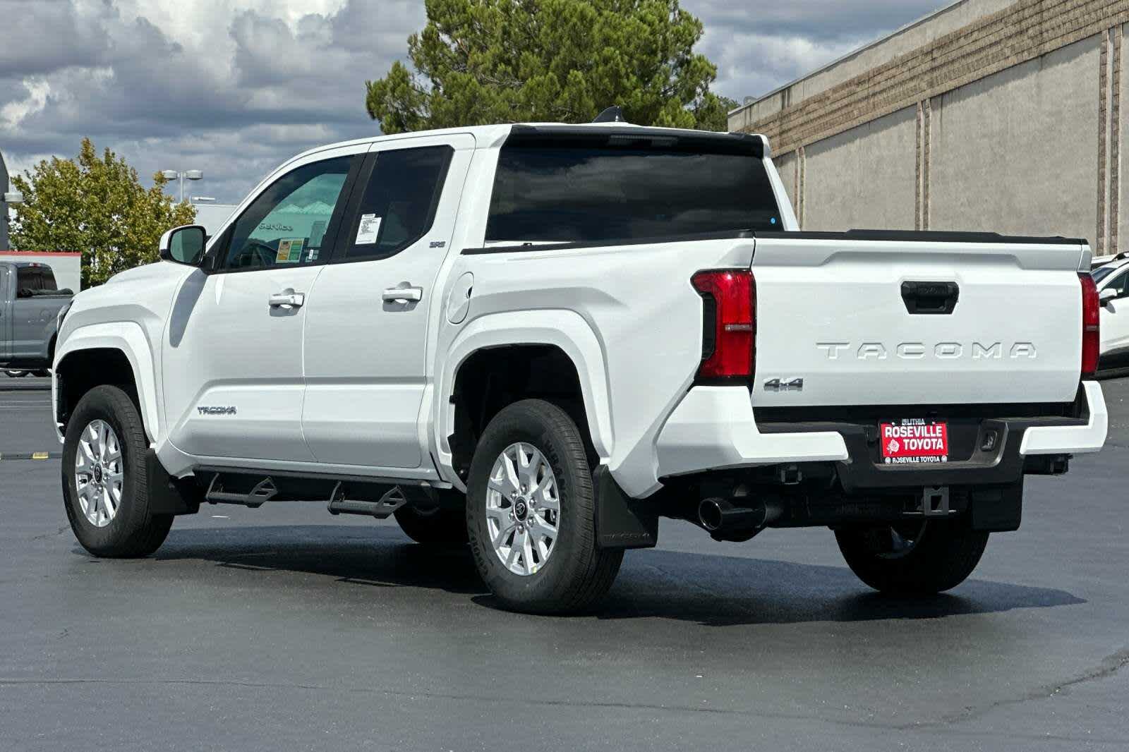 Thumbnail: 2025 Toyota Tacoma - 6