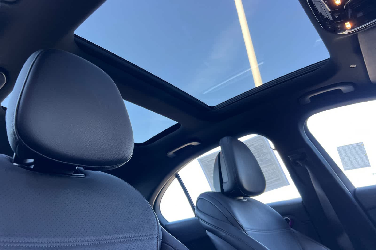 Thumbnail: 2024 Mercedes-Benz C-Class - 17