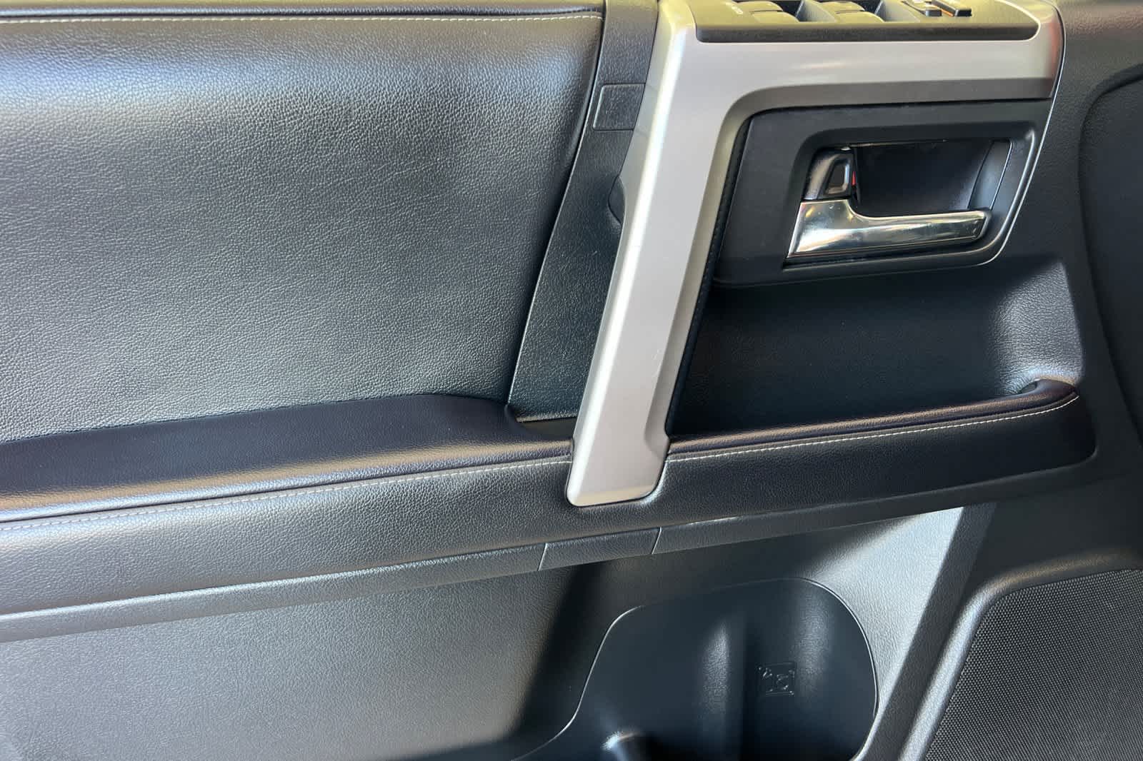 Thumbnail: 2022 Toyota 4Runner - 12