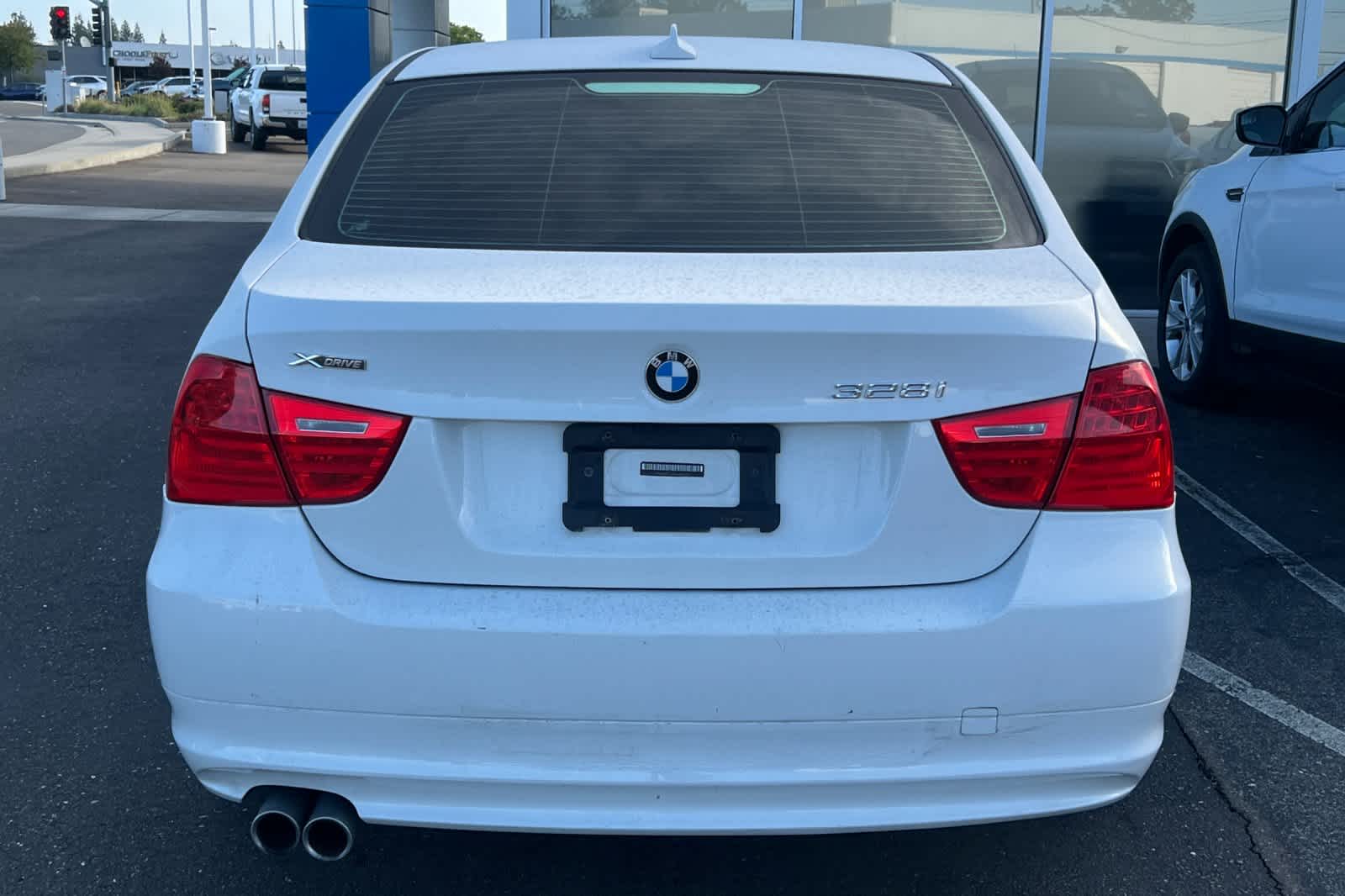 Thumbnail: 2011 BMW 3 Series - 5