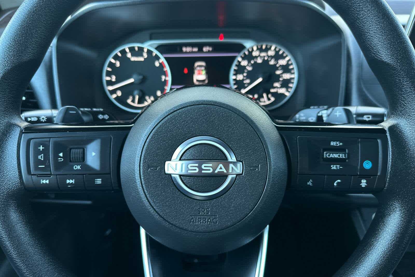 Thumbnail: 2023 Nissan Rogue - 25