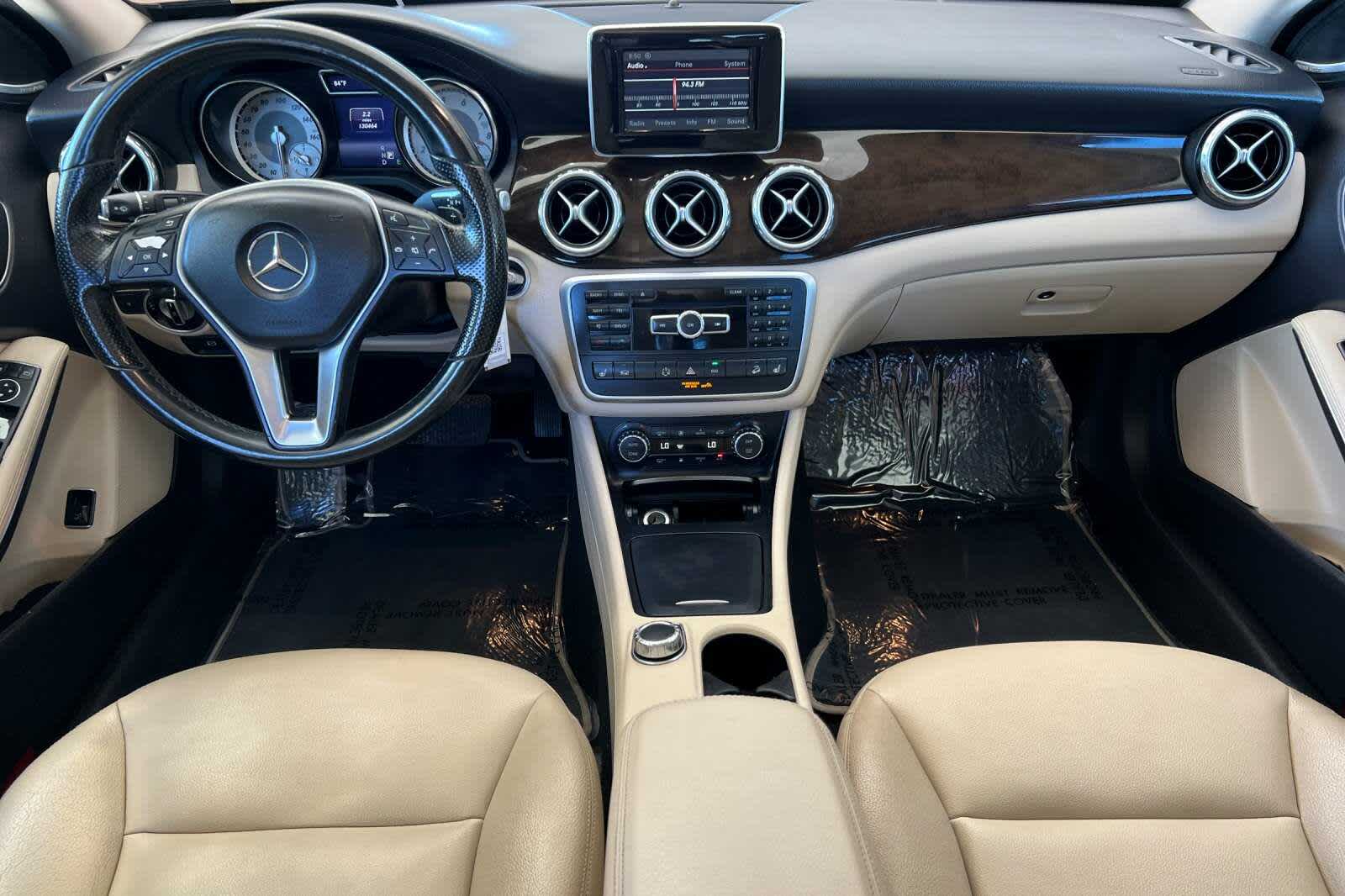 Thumbnail: 2015 Mercedes-Benz GLA - 2