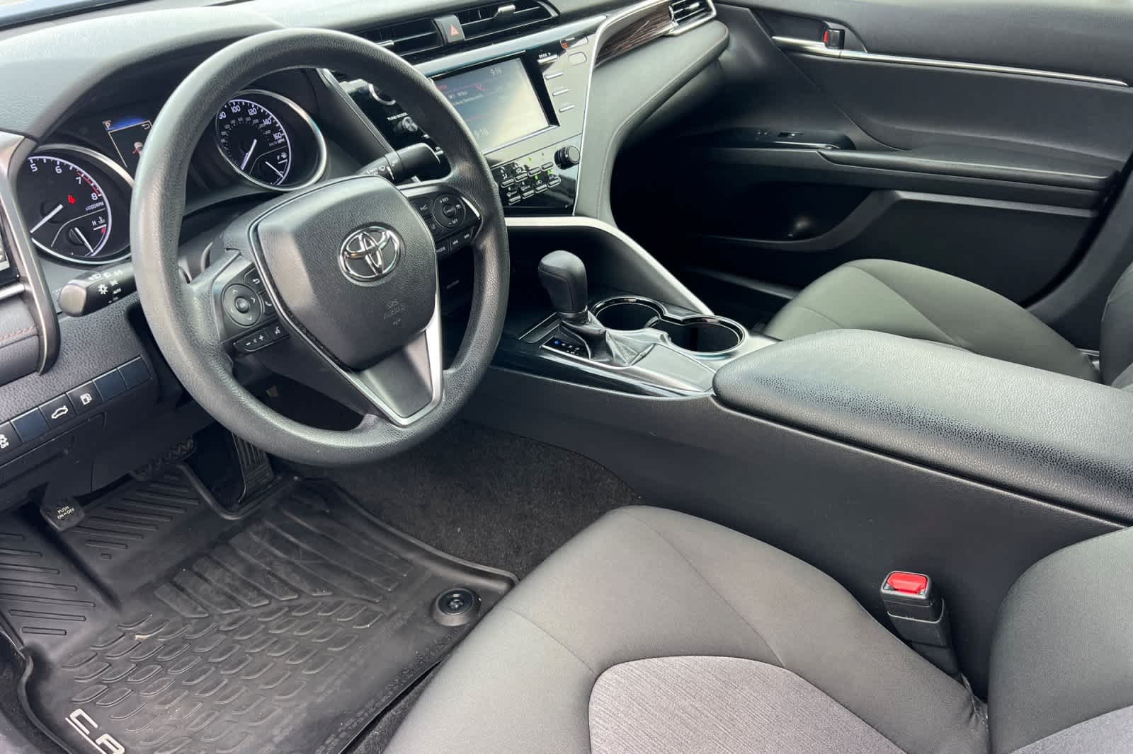 Thumbnail: 2018 Toyota Camry - 11