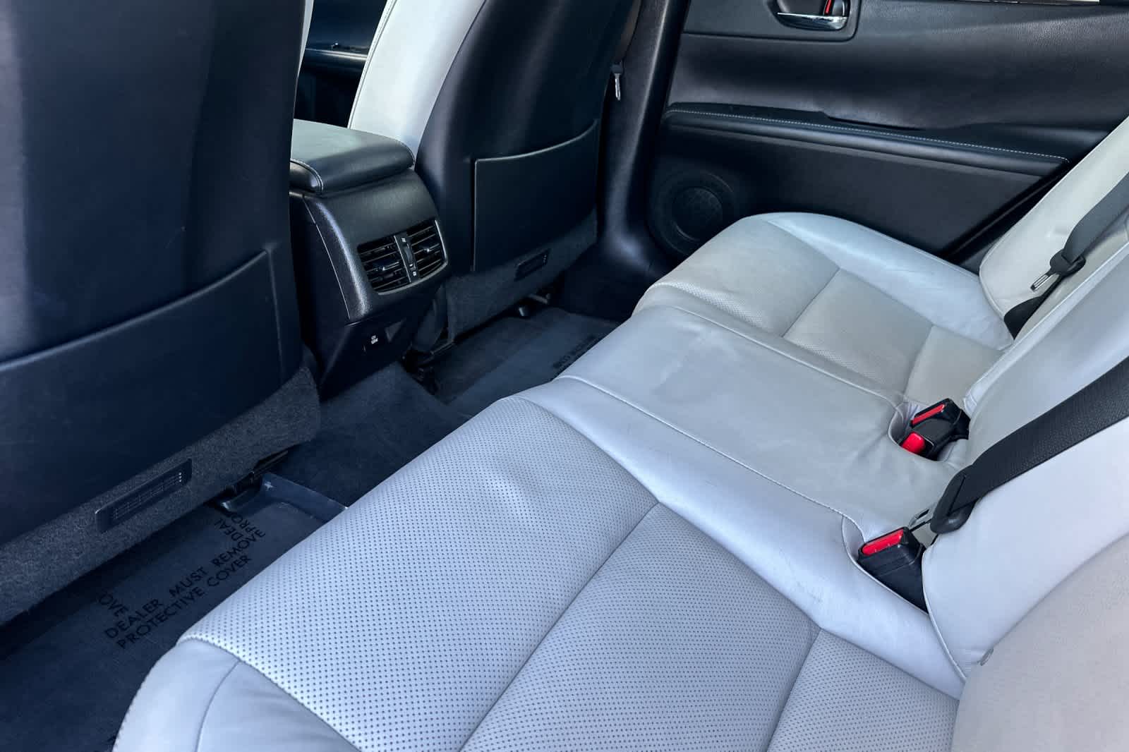 Thumbnail: 2013 Lexus ES - 4