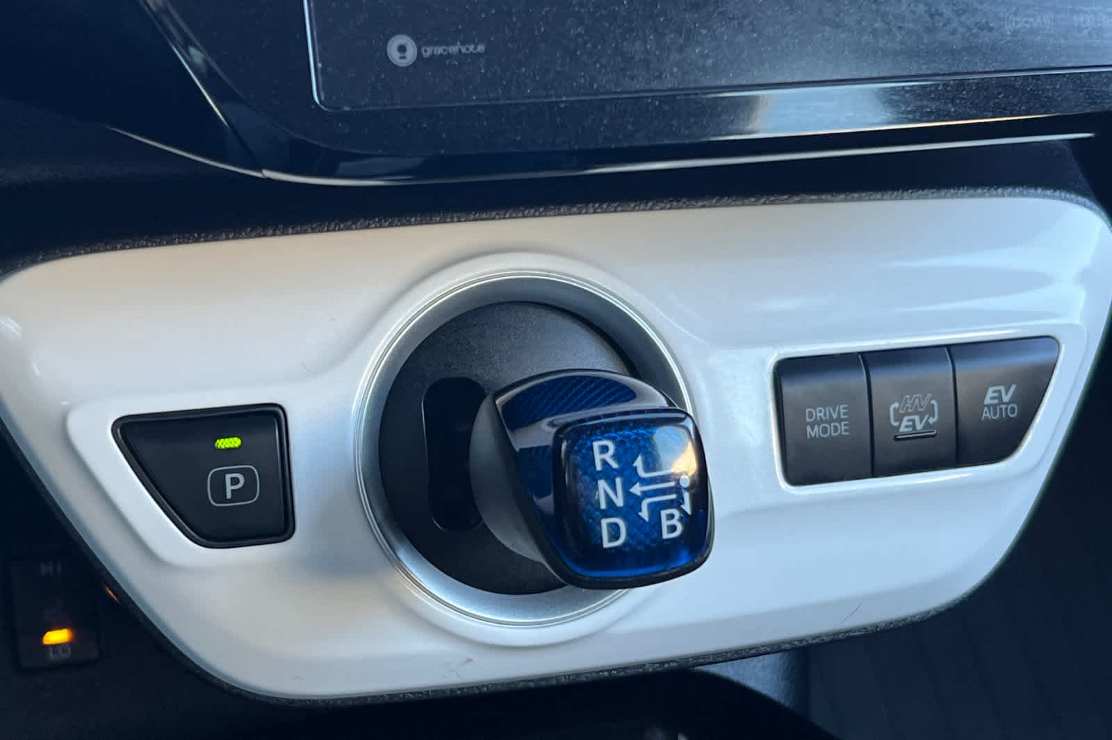 Thumbnail: 2017 Toyota Prius Prime - 23