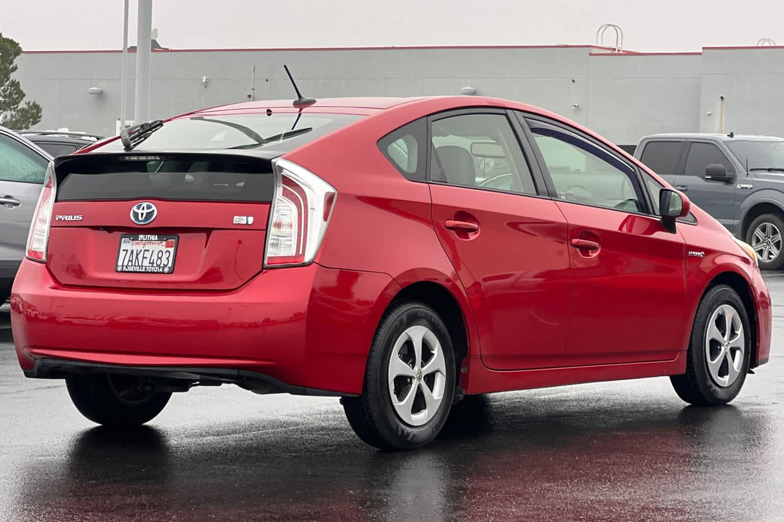 Thumbnail: 2013 Toyota Prius - 2