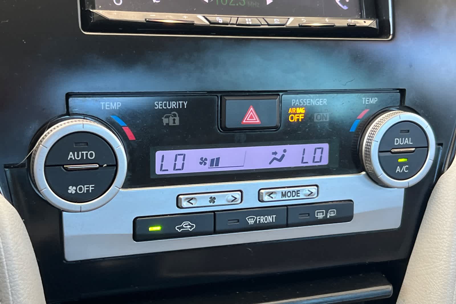 Thumbnail: 2014 Toyota Camry - 21