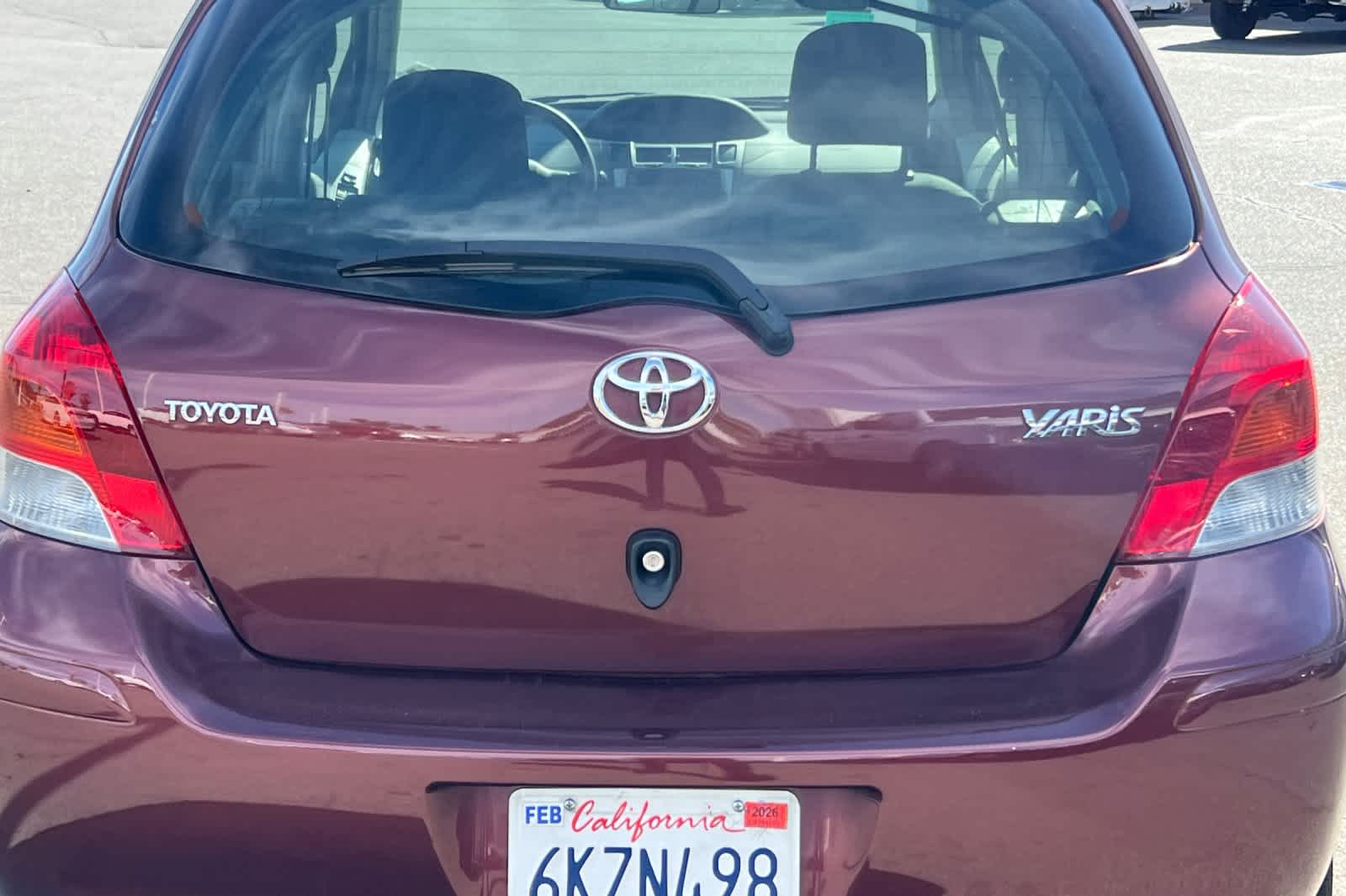 Thumbnail: 2010 Toyota Yaris - 16