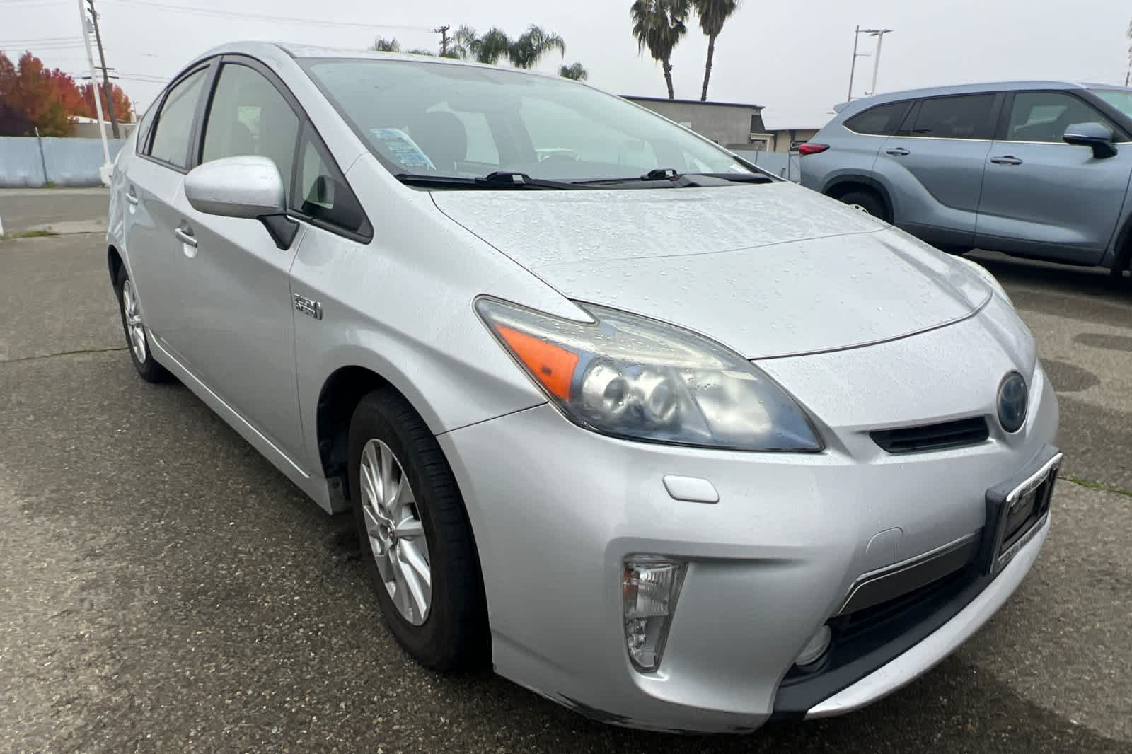 Thumbnail: 2012 Toyota Prius - 3